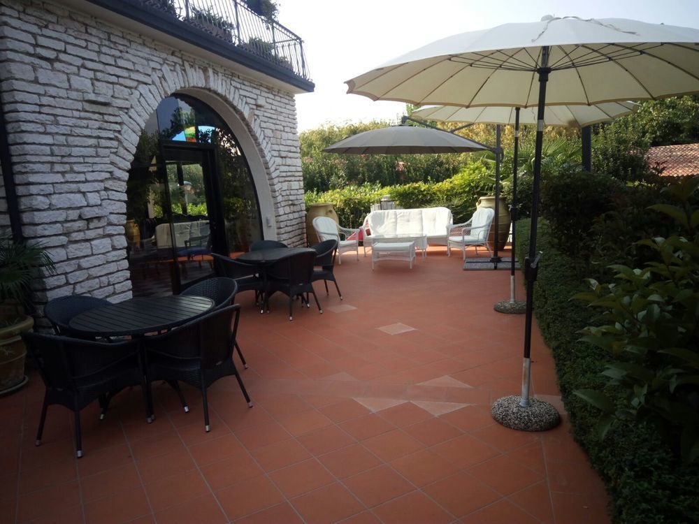 Hotel Oceano Peschiera del Garda Bagian luar foto